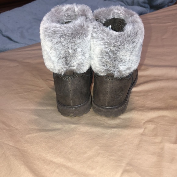 Toddler Boots Size 9 - Picture 7 of 9